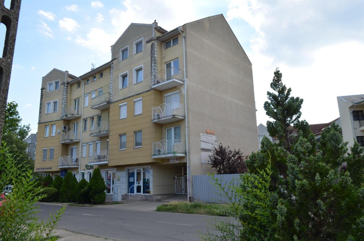 Gabi Apartman Hajdúszoboszló Exteriér fotografie